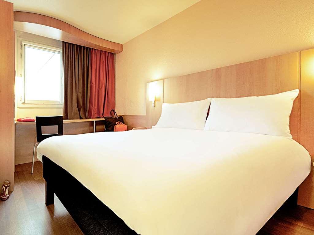 Ibis Rennes Beaulieu Hotel Cesson-Sévigné Стая снимка