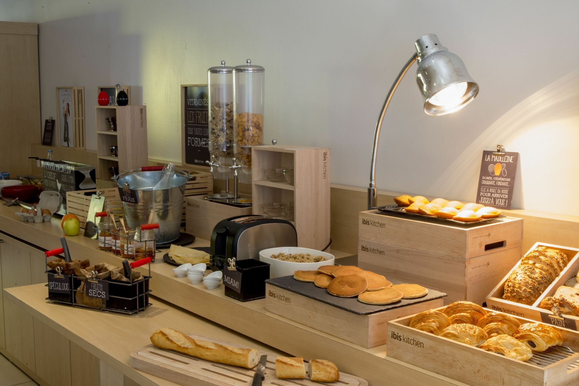 Ibis Rennes Beaulieu Hotel Cesson-Sévigné Екстериор снимка